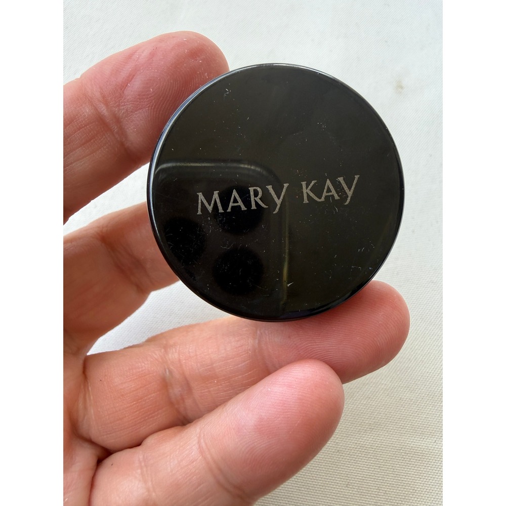 Mary Kay‎ Cream Eye Color Glacier Gray 0.15 oz Shimmer Metallic Eyeshadow Pot